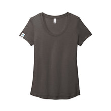 Load image into Gallery viewer, District Women&#39;s Flex Scoop Neck Tee